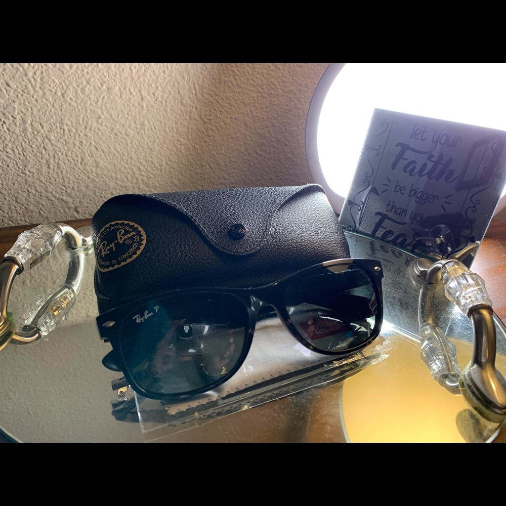 100% Authentic Polarized Sunglasses, RB2132 NEW WAYFARER